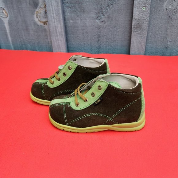 Fare Toddler Size 7.5 Marked Size 23 European Made in Czech Republic - Picture 2 of 7